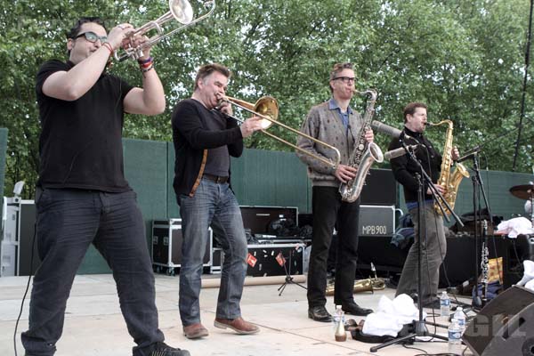 THE EX AND BRASS UNBOUND - 2013-05-25 - PARIS - Parc de la Villette - 